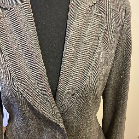 Ladies jacket - Picture 2 of 7